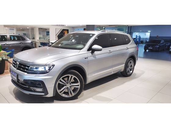 VOLKSWAGEN TIGUAN 2.0 350 TSI GASOLINA ALLSPACE R-LINE 4MOTION DSG VOLKSWAGEN TIGUAN 2.0 350 TSI GASOLINA ALLSPACE R-LINE 4MOTION DSG